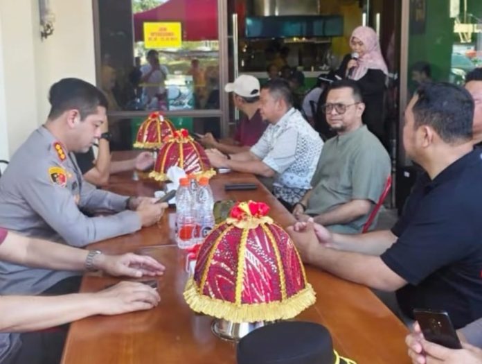 Dinas Koperasi dan UKM menghadiri acara Grand Opening Warkop Azzahrah Cabang ke-18 | IST